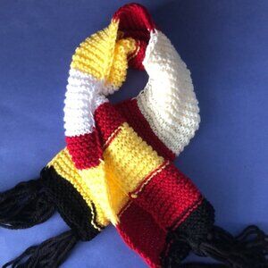 NWOT Vintage Hand-Knitted Made-in-Canada Colourful Warm Scarf